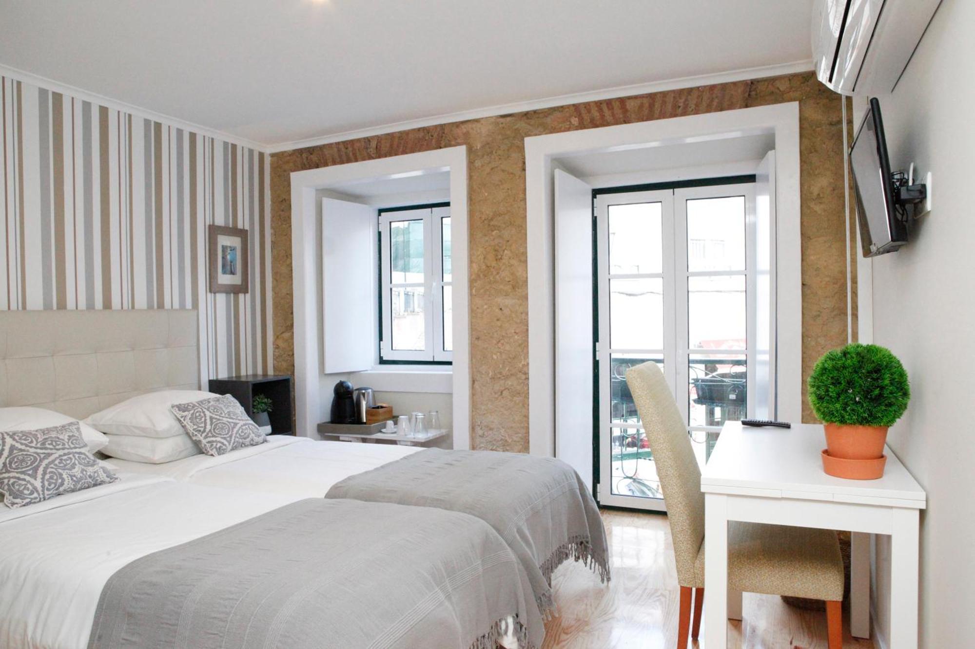 Flores Guest House Lisboa Rum bild